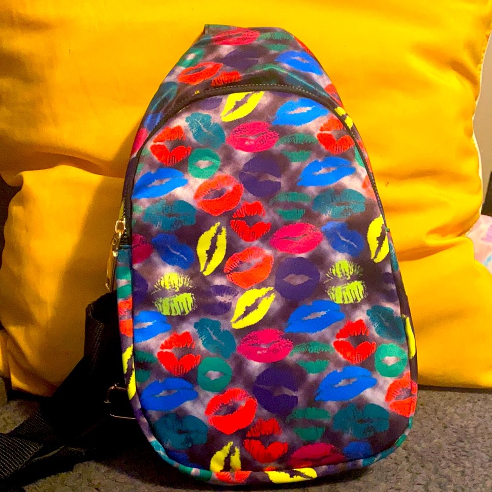 Backpack with kisses on it